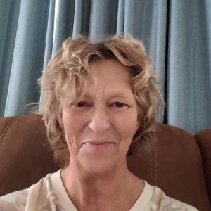 Meet your Posher, Posh